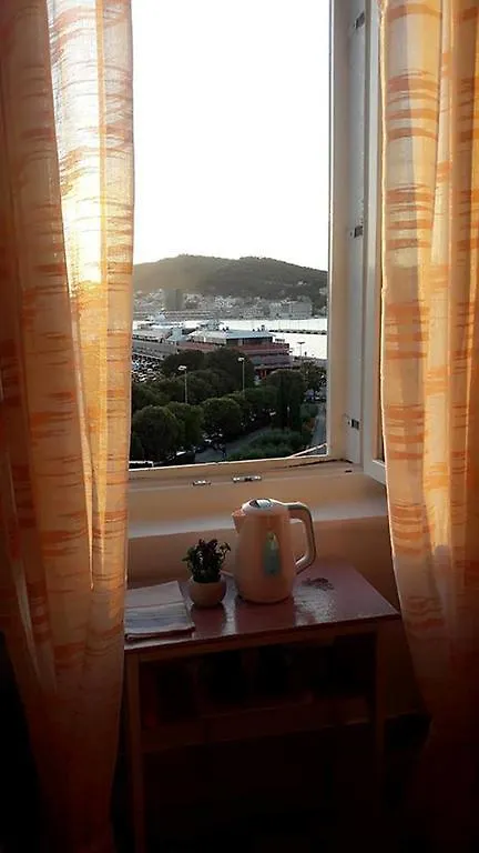 Rooms Duran Split 2*,  Kroatië